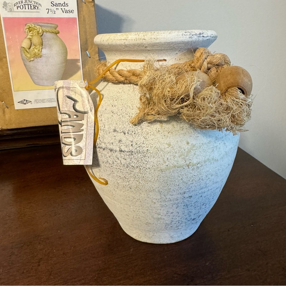 RIVER JUNCTION POTTERY - 7.5” - SAND COLOR VASE JUG. NEW IN BOX
